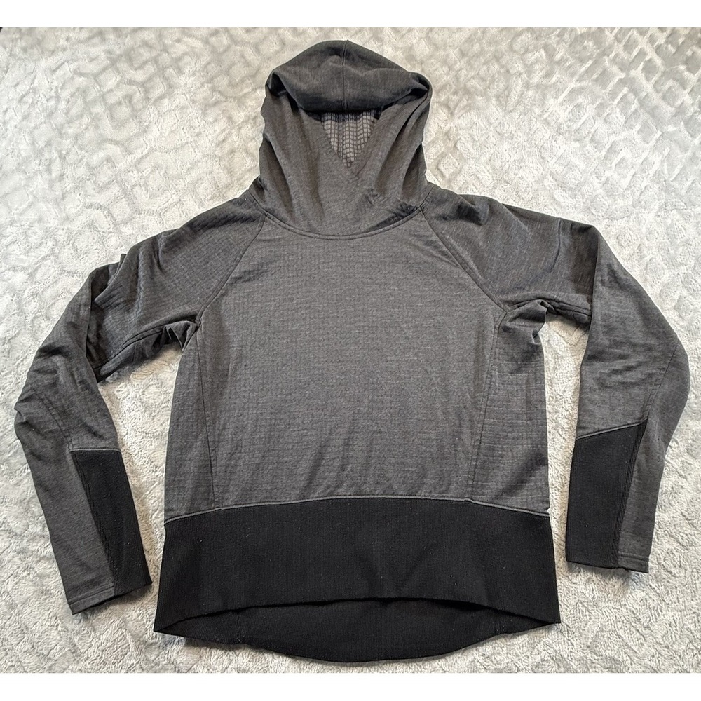 Oakley Hoodie Womens  Cowl Neck Medium gray pullover Base Layer Ski Snowboard